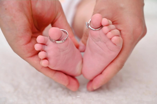 新安孕妇肚子隐隐作痛